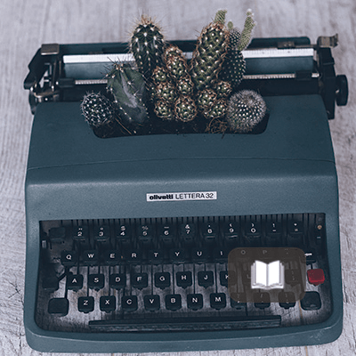 12 respuestas – Entrevista al escritor Luis Felipe Lomelí